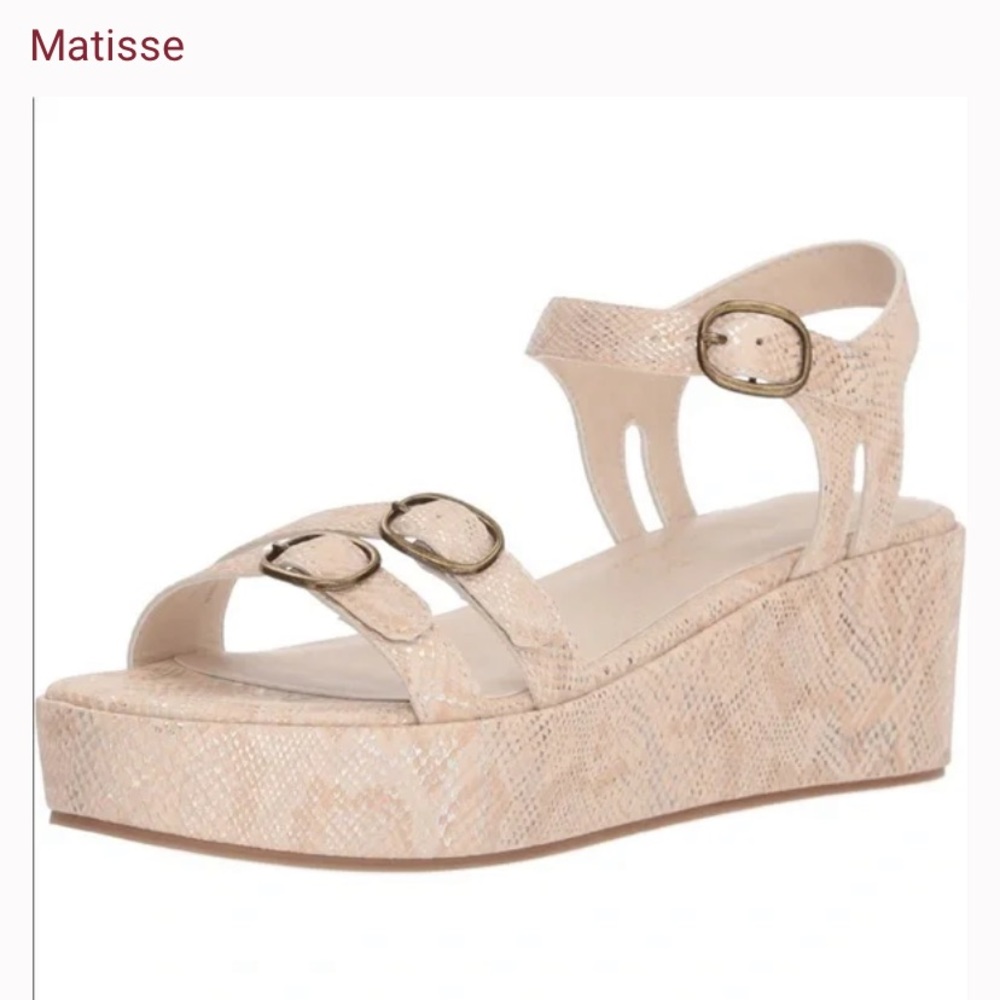 NWOT Coconuts by Matisse Bateau platform sandal